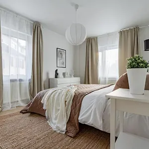 Budget Comfort On Trendy Soedermalm Sztokholm