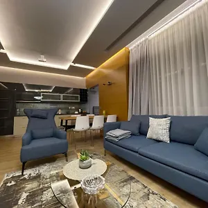  Apartment Lux